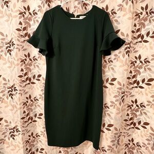 Midi dress. Formal dress. Calvin Klein 💚